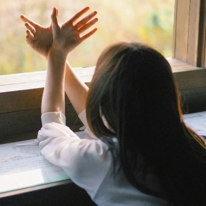 比悲伤更悲伤的故事